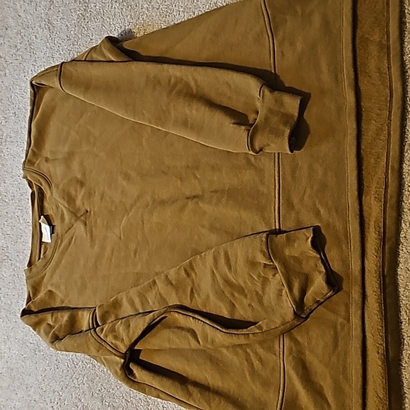 Universal Thread Sweater - Picture 3 of 4